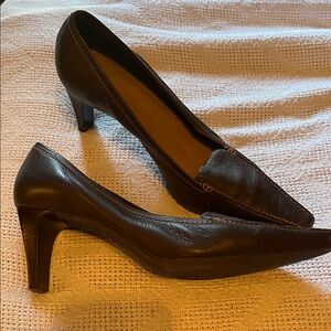 Unisa Elegant Dark Brown Leather Heels